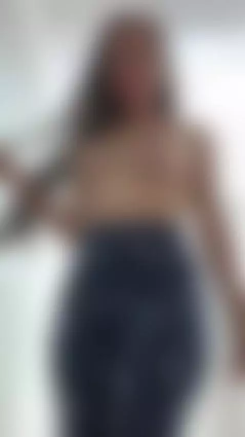 Imagine me between your hands... hot, wet and ready for you. by oliviaclarck