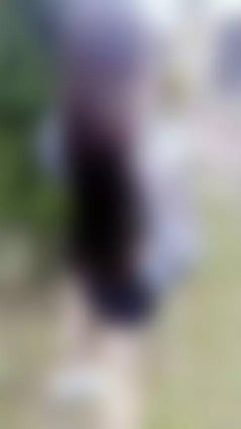 A forbidden pleasure in the middle of the street... by oliviaclarck