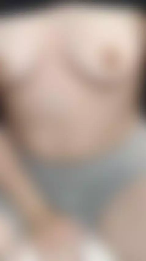 Playing my body ... by oliviaclarck