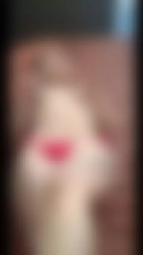 Come to discover what my open legs already offer. by oliviaclarck