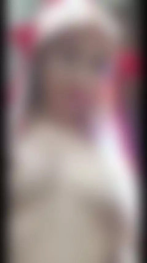 Each caress raises the temperature... ready to lose yourself... by oliviaclarck