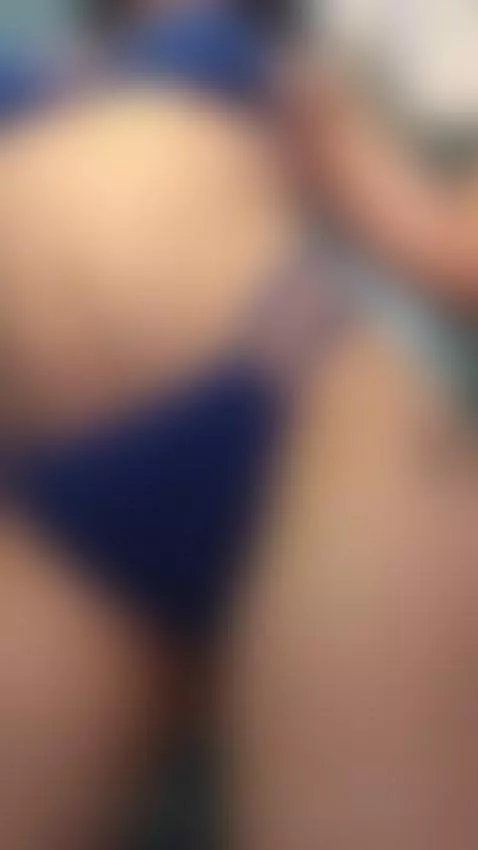 Clothes out, ready body ... everything starts in laundry. by oliviaclarck