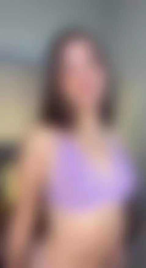 Welcum 🫦 by brunettee-1