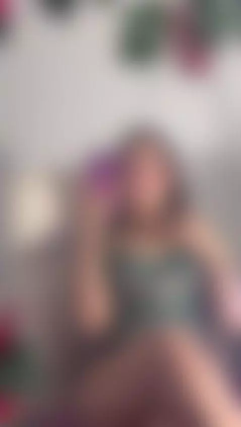 Online, so that this night is special with your company!! 🔥🤤 by brunettee-1