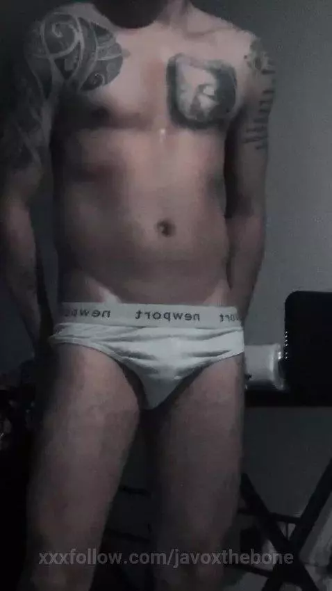 waiting for my man by javoxthebone