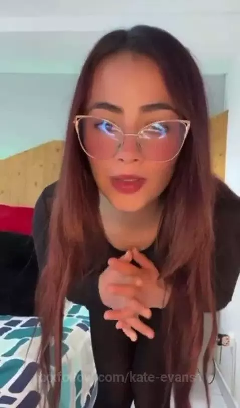 Just a little taste from the back… 🍑 by kate-evans1