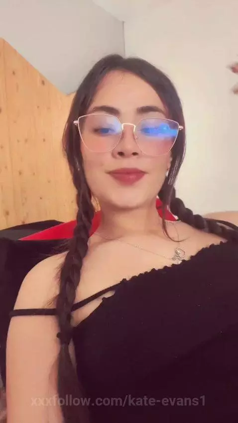 I don’t just sing… I moan too 😈🎶 Wanna hear more? by kate-evans1