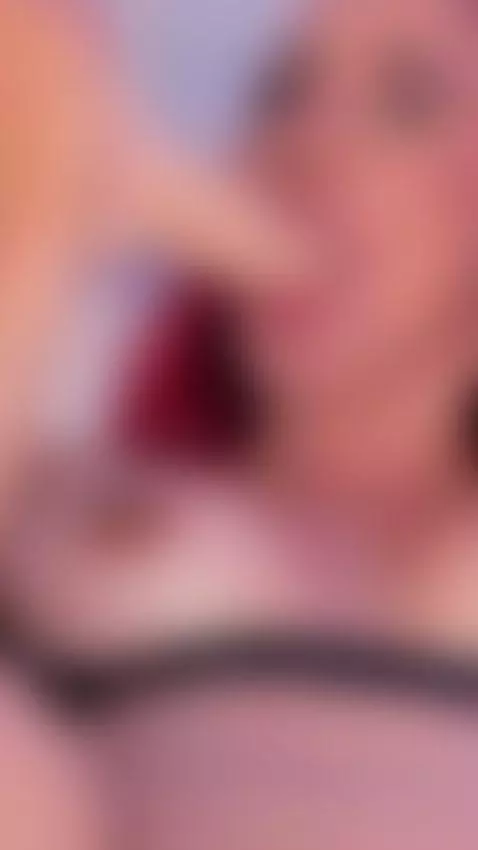 I want to suck you off so deliciously by lindaslatinas