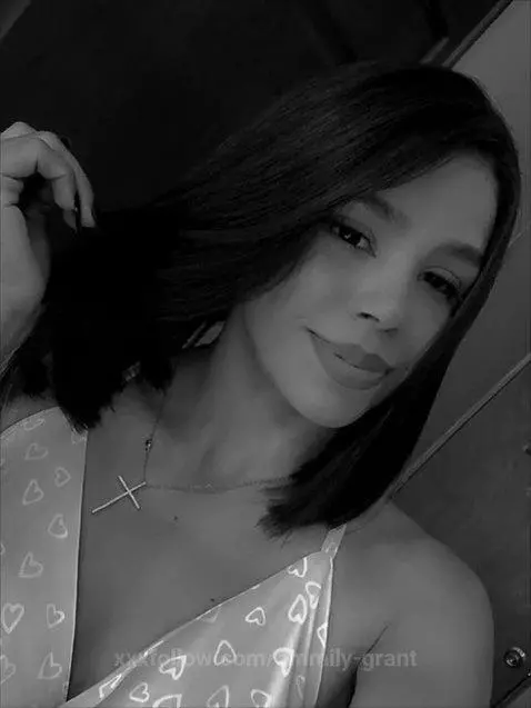 Yes baby🍓 by emmily-grant