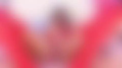 Enjoy my long and delicious legs I would like to please you ... by briannaroses