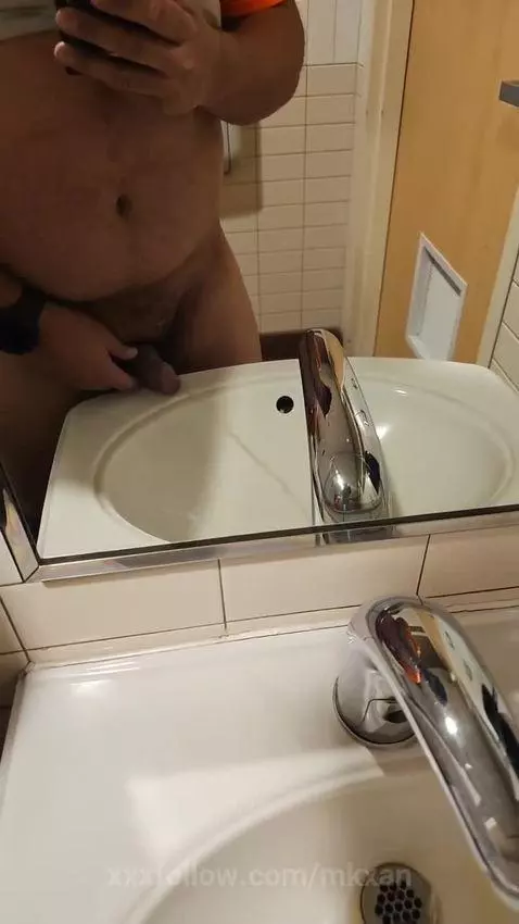 pee, peefetish, peeing by mkxan