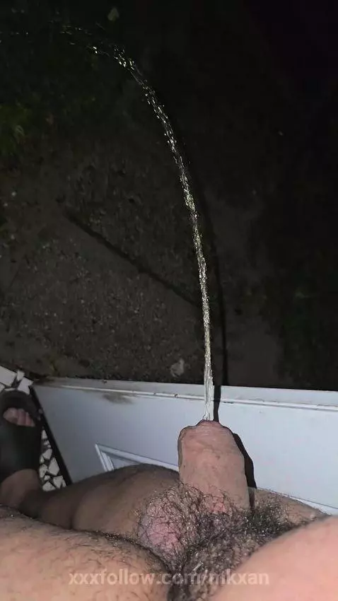 public, outdoor, pee by mkxan