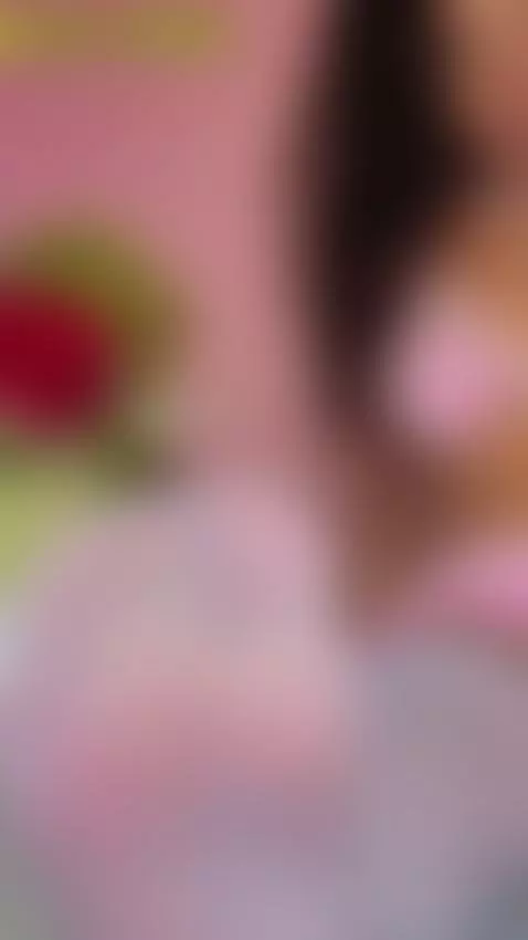 to the worshippers of cute and pretty feet by espuleta