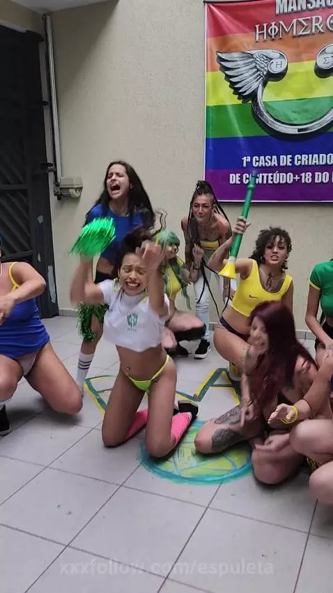 (｡◕‿◕｡) Follow me baby (◡‿◡✿) > https://espuleta.vip/ by espuleta