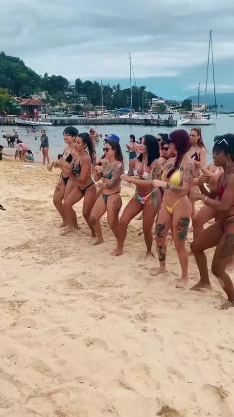 (｡◕‿◕｡) Follow me baby (◡‿◡✿) > https://espuleta.vip/ by espuleta