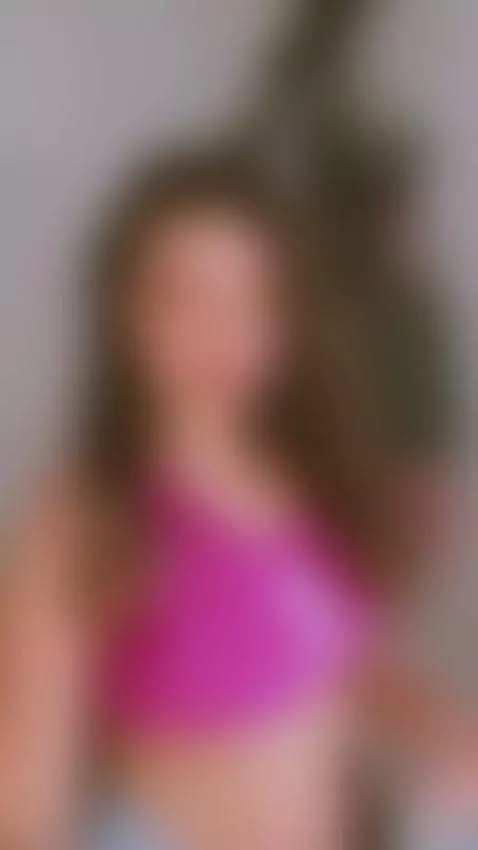 subscribers get a discount on my video call
link in bio by espuleta