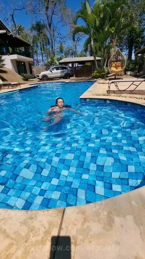 (｡◕‿◕｡) Follow me baby - click on any link presented by espuleta