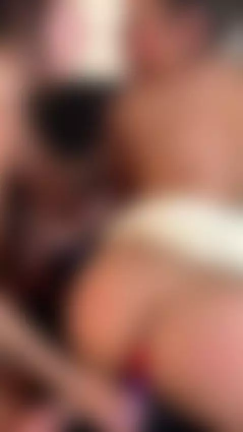 (｡◕‿◕｡) Follow me baby - click on any link presented by espuleta