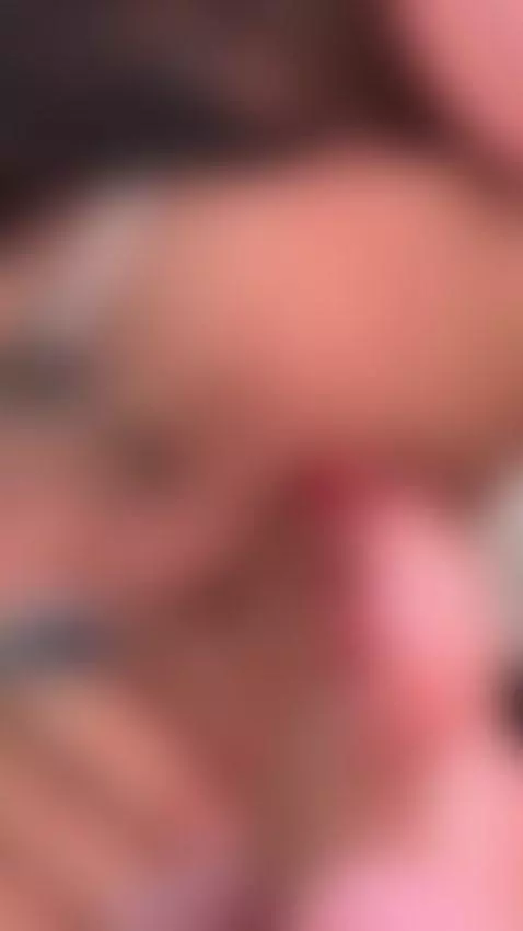 Ela chupa muito by espuleta