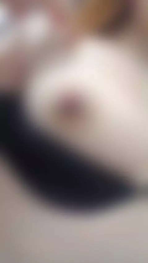 suck my pierced nipples by pariis-smith