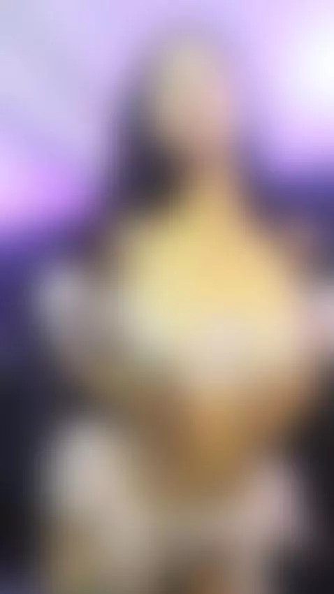 sexygirl, bigass, curvylatinabigass by dalaymoore