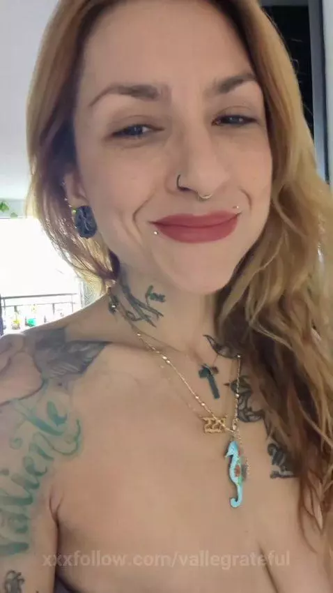 See you tonight 8pm-4am GMT-5 on CB or @ only fans valle_gra... by vallegrateful