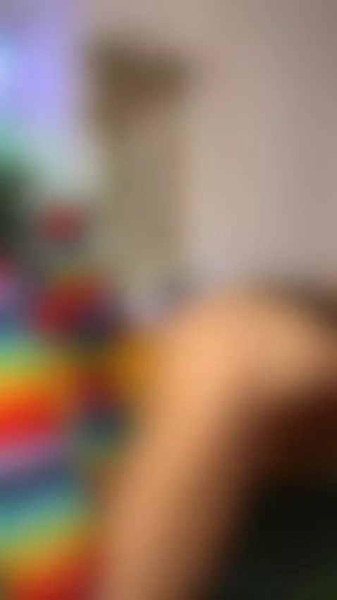 When the beat drops, I let go…
Skin to rhythm, breath to fir... by vallegrateful