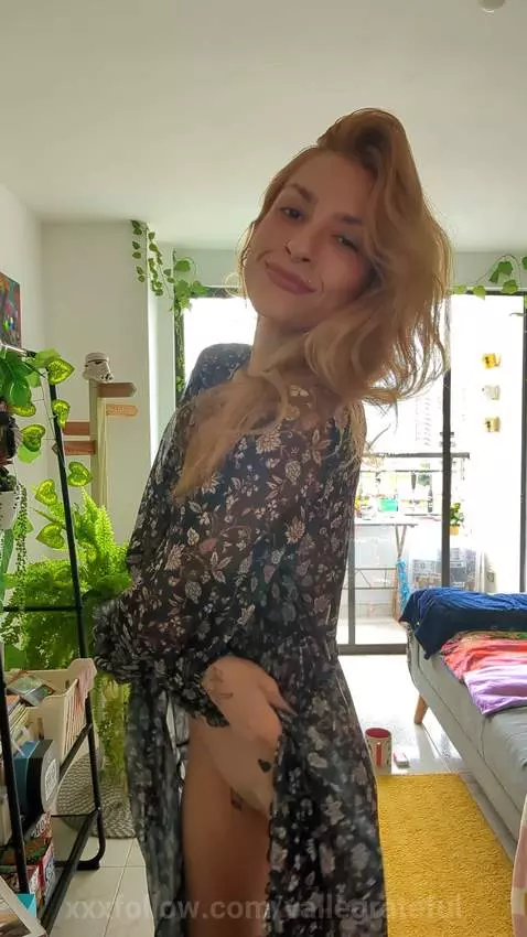 Going live today from 11AM to 7PM (GMT-5) 💋 Come play with m... by vallegrateful