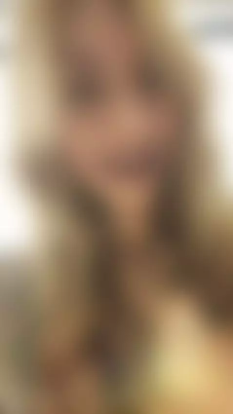 Live today from 11AM to 7PM (GMT-5) 💻💋
Come watch me play, t... by vallegrateful