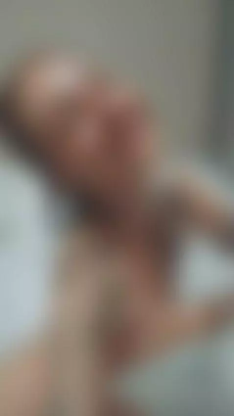 If my rhythm moves you here, imagine the verses I keep in so... by vallegrateful