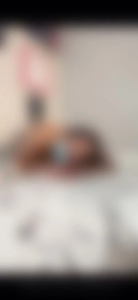 i love sucking dick, would u let me suck yours ? by leahgotti