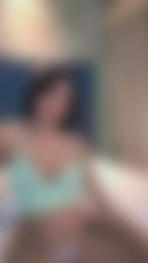 Hi kiss love by samanthaagil