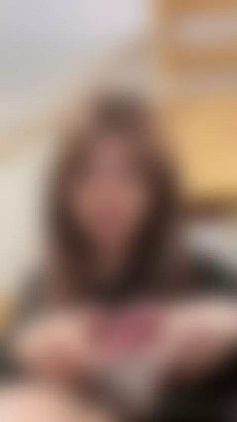 Intro of me by sophieyuki