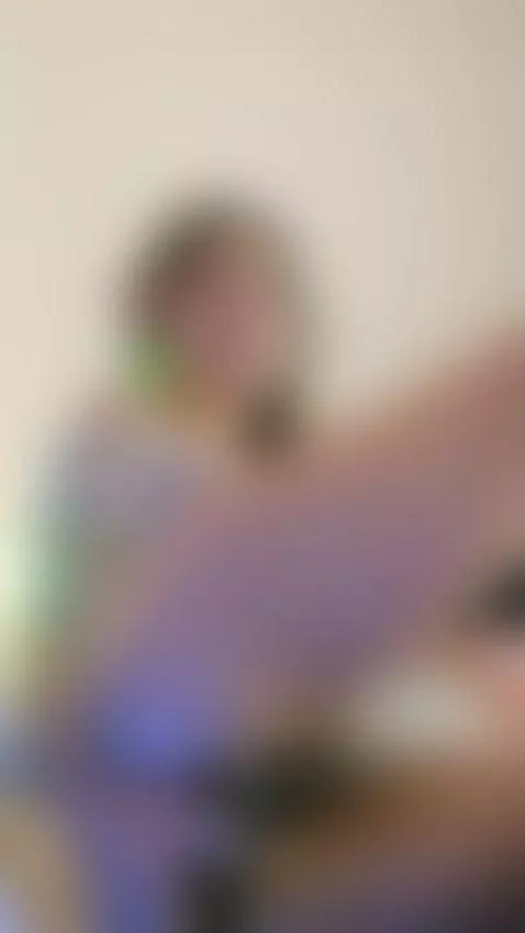 You can make me vibrates, come to my online! by sabrina-spell