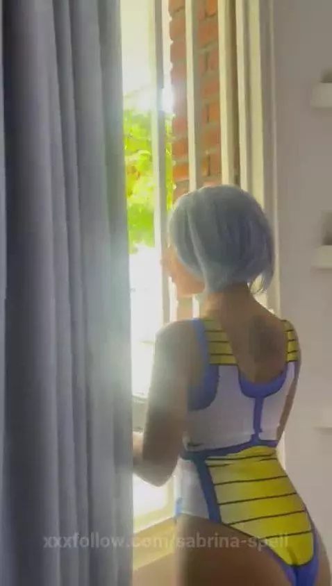 A delicious view this morning! 🔥 by sabrina-spell