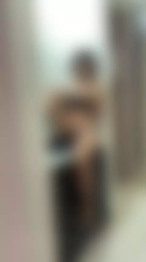 Short hair makes me hotter and more drangerous! 😈🔥 by sabrina-spell