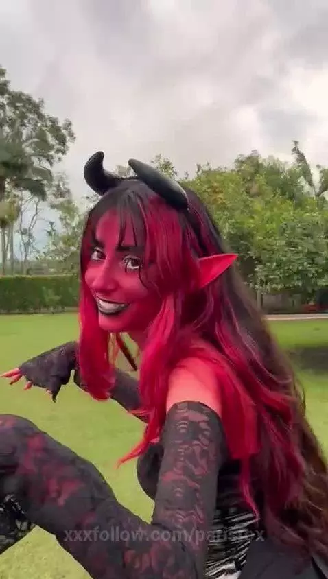 Welcome to Halloween 😂🎃 by parisfox