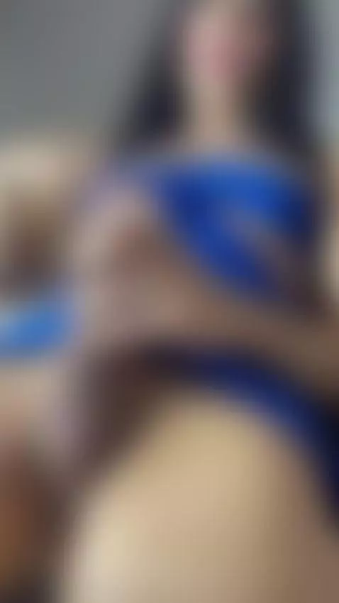 A delicious hard cock, hopes to have your wet tongue now 🔥 by sophia-hoyos