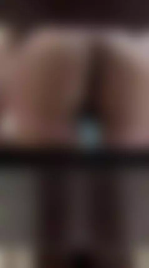 I SPY MY NEIGHBOR'S ASS BECAUSE I ONLY THINK ABOUT HOW DELIC... by miavalentiinee