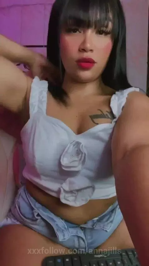 Ready to get into some mischief? Come here, honey!  😈🔥 by annajills