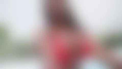 Morena temptation, impossible to resist 😏💄 by anlis