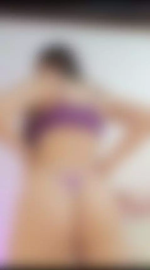 Hard and toned ass 😍🍑 by silvana-wenz