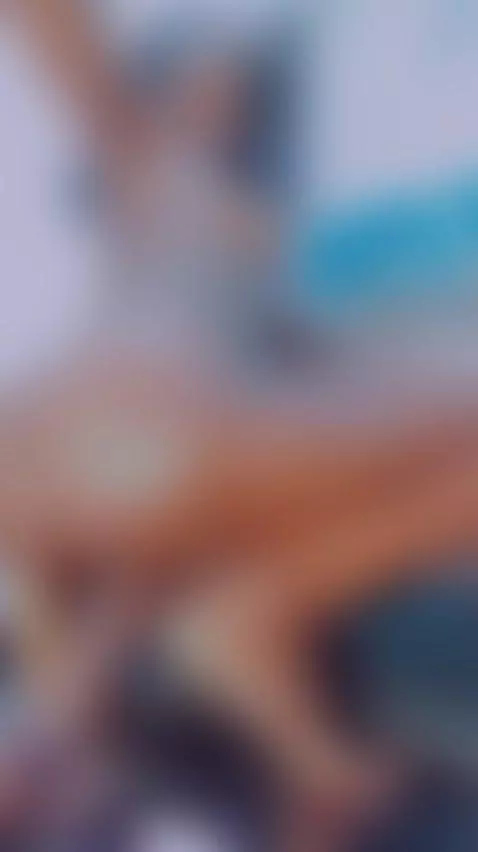 Look at me and lose the notion of time by dayra-parker