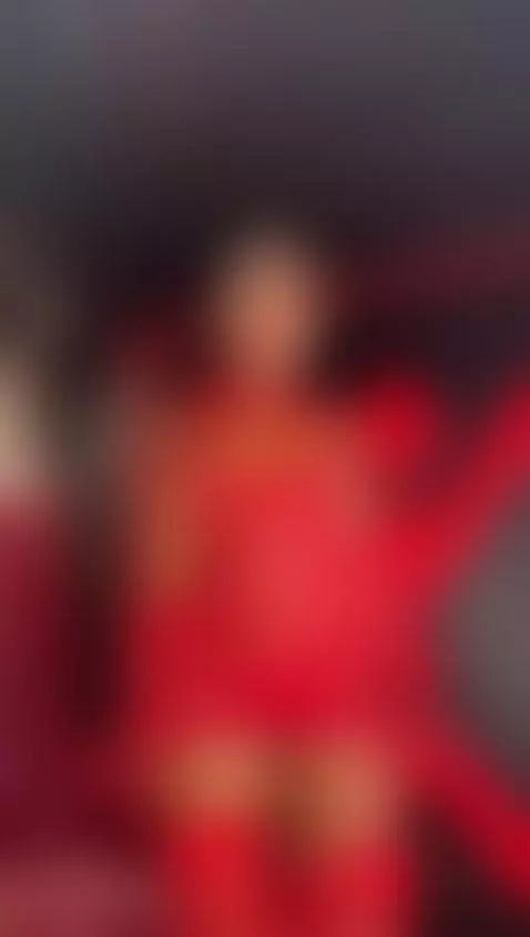 Is time to HIT MY BUTT! Red like my Lingerie. by alison-mooon