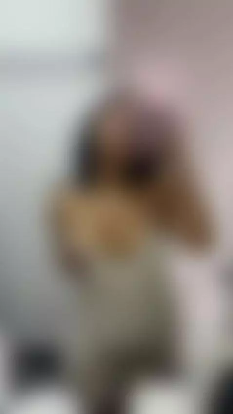 Mmm... to say good morning to you in the morning. 💙💋 by angellbelle1