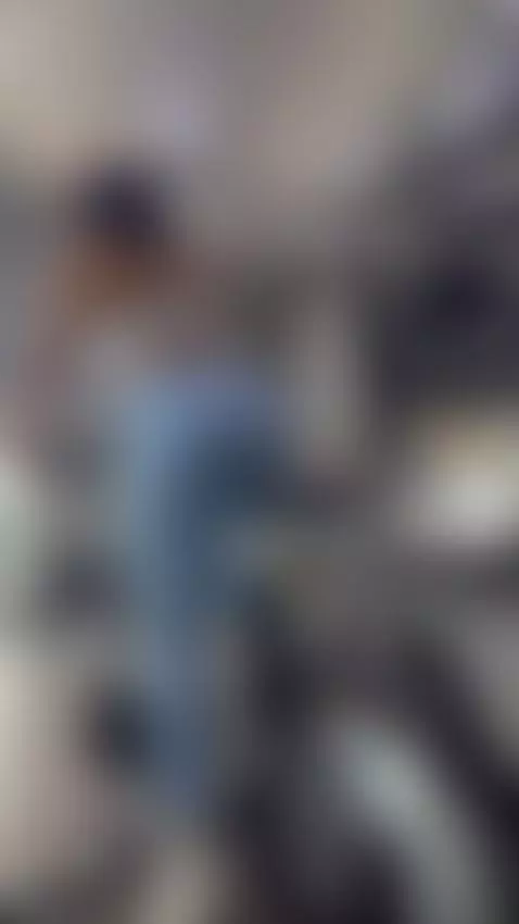 Does anyone need a gym partner? I'm bored training alone 😤🍑 by angellbelle1