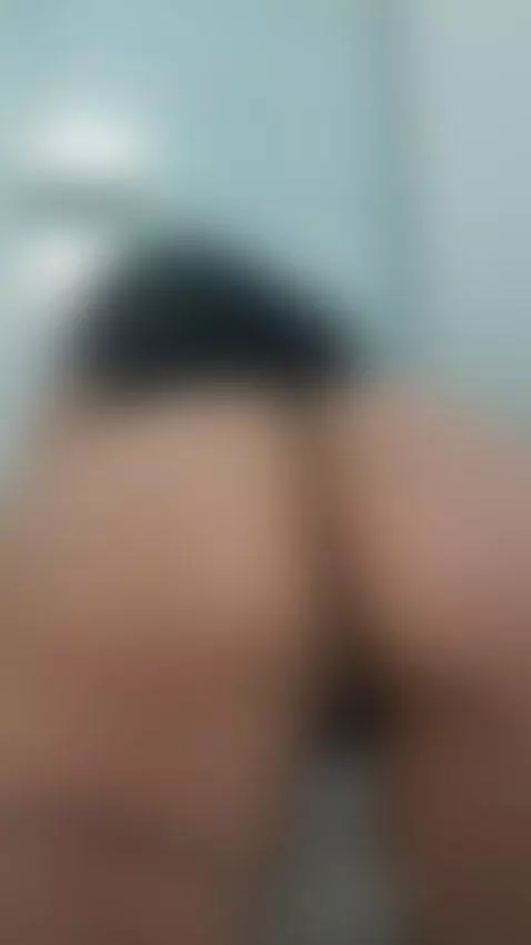 Online at 10 pm Colombia time I'll wait for you by abrilriccii