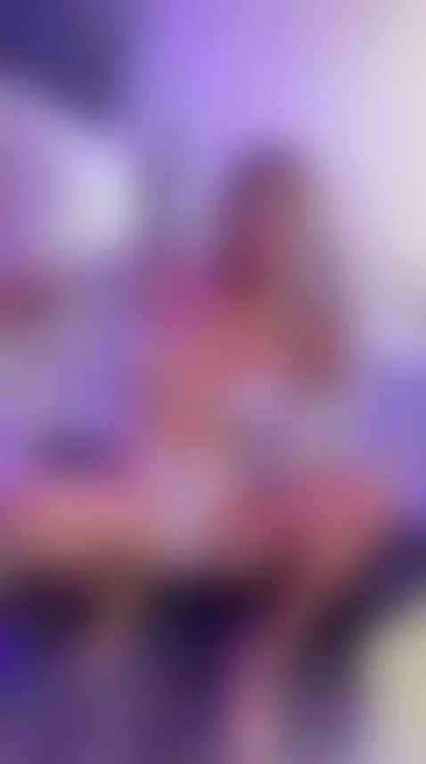 Your desire ignites when my curves speak in silence by melodysanz