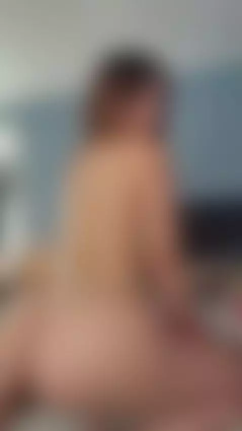 nothing feels better than being completely nude in my bed by iammiche