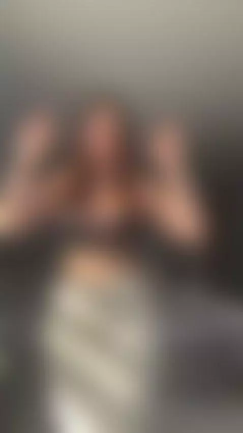 Would you come talk to me… or just keep looking? by iammiche